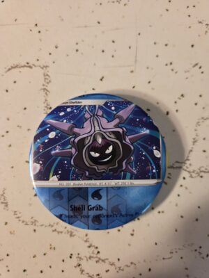 Cloyster Holo Pokemon Pin 58mm - Raw Card