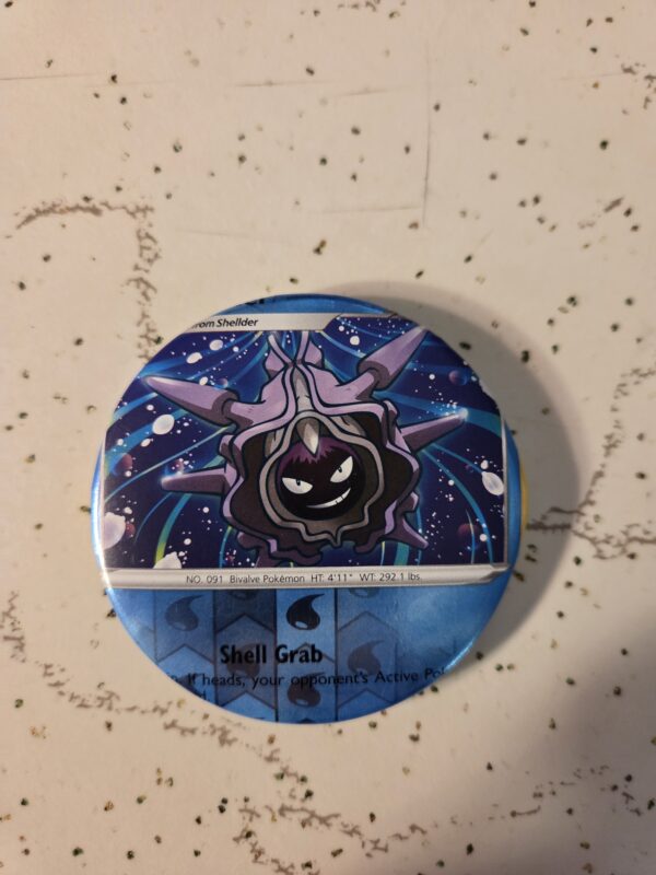 Cloyster Holo Pokemon Pin 58mm - Raw Card